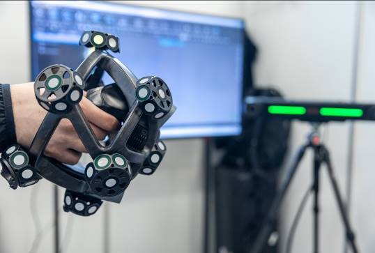 Система для контроля геометрии крупных деталей AM.TECH NimbleTrack C