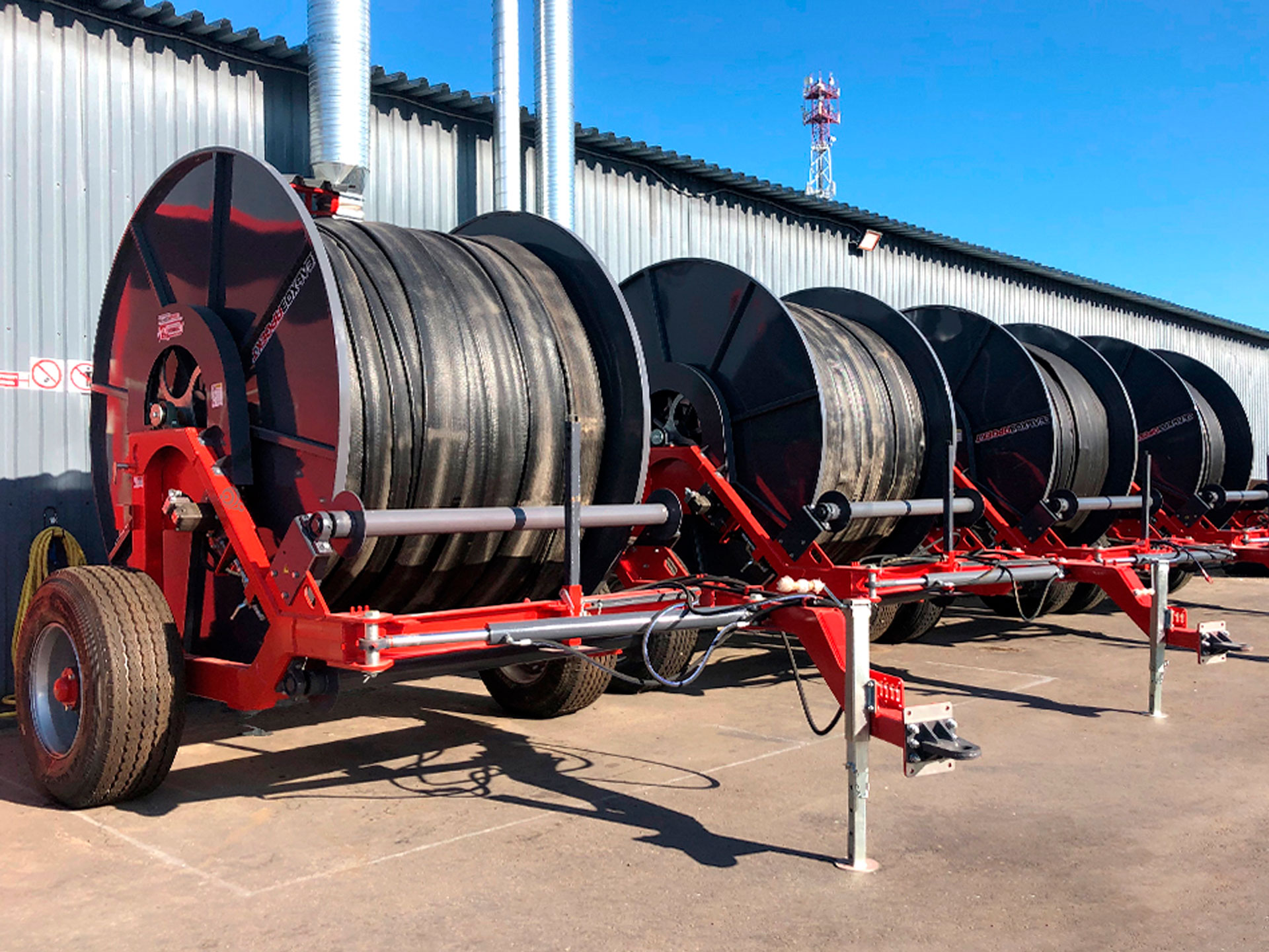 Транспортировщик шлангов прицепной