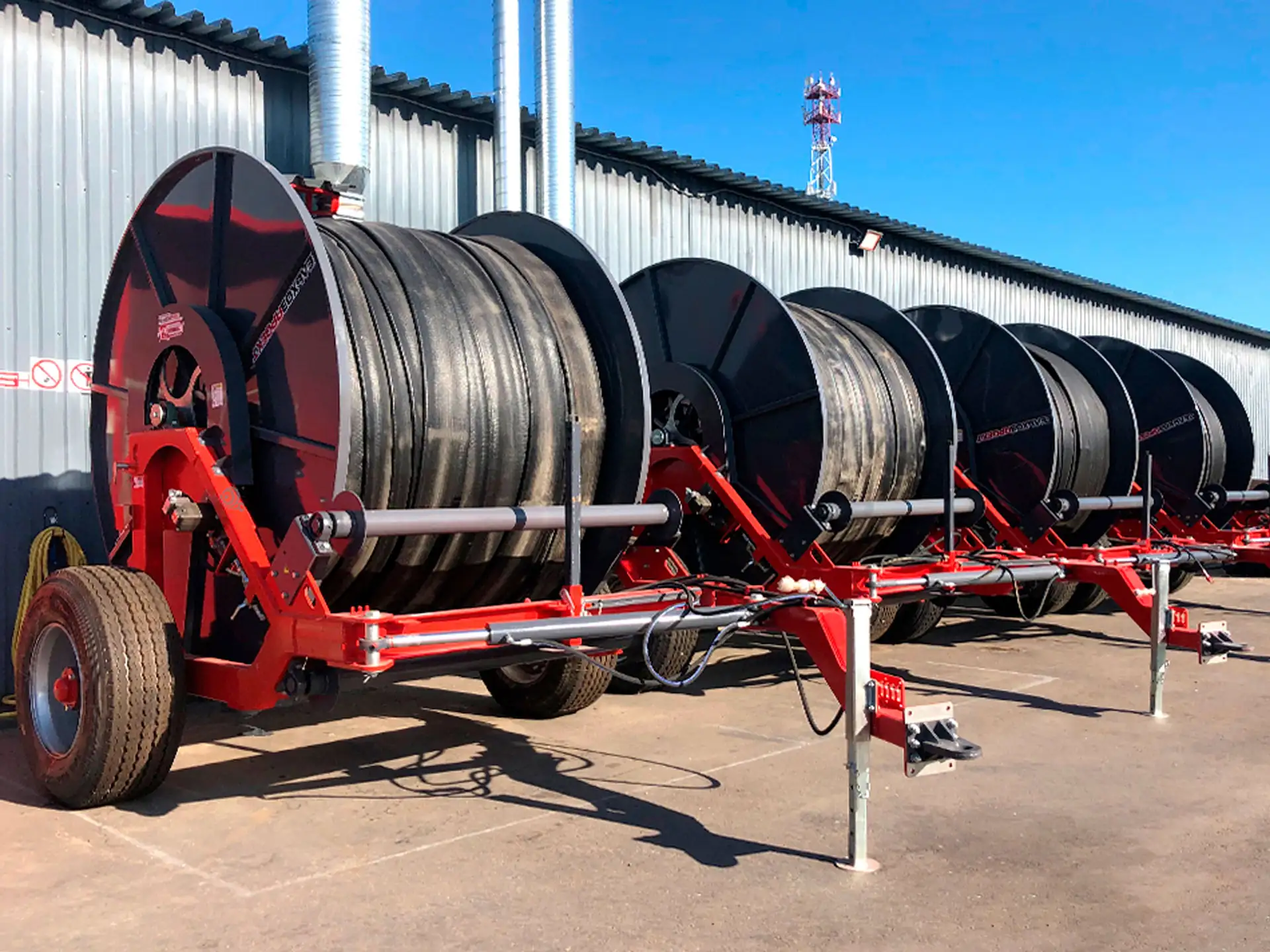Транспортировщик шлангов прицепной